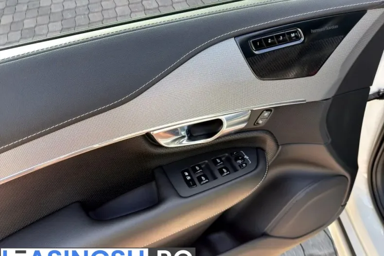 Volvo XC90 din 2021 cu 149.555 km - oferta VOL265798 - foto 18
