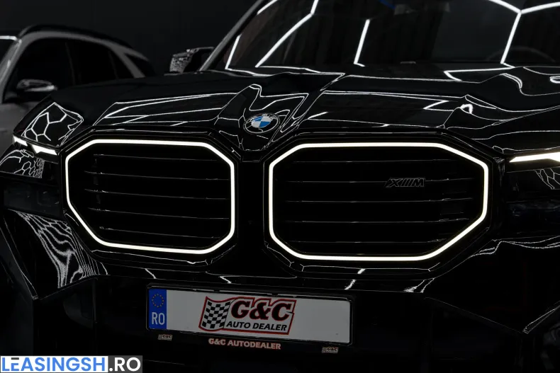 BMW XM (Seria X) din 2025 cu 15.400 km - oferta BMW265808 - foto 2