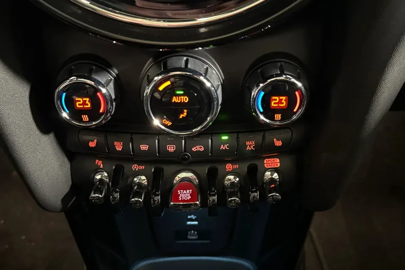 MINI Cooper S din 2023 cu 28.286 km - oferta MIN265848 - foto 18