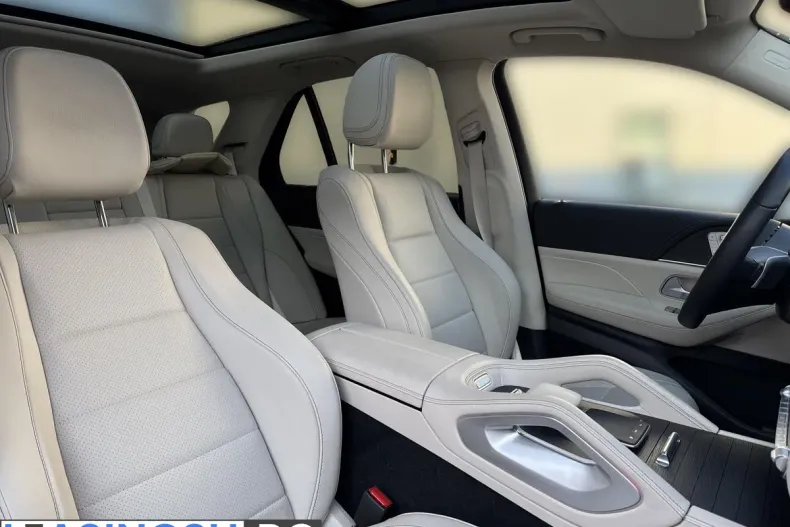 Mercedes-Benz GLE 350 (Clasa GLE) din 2025 cu 30.000 km - oferta MER265886 - foto 19