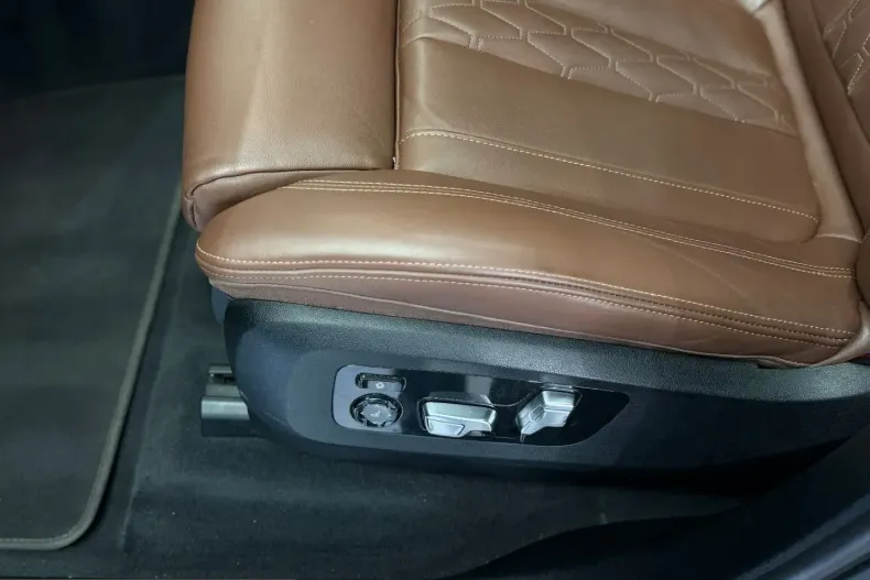 BMW X7 (Seria X) din 2023 cu 80.000 km - oferta BMW265908 - foto 21