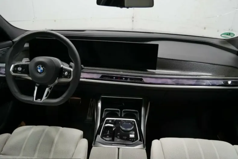 BMW 740 (Seria 7) din 2025 cu 24.600 km - oferta BMW265910 - foto 6
