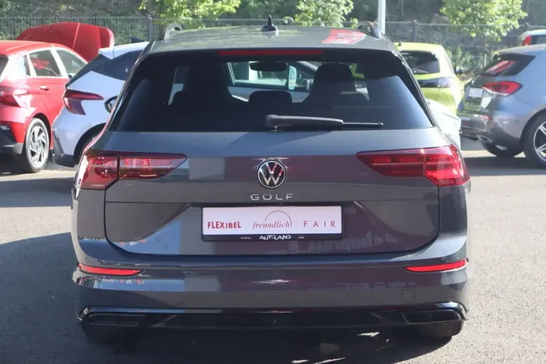 Volkswagen Golf din 2022 cu 68.888 km - oferta VOL265931 - foto 4