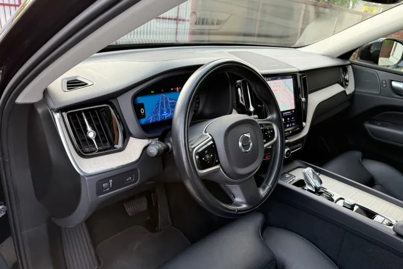 Volvo XC60 din 2022 cu 115.715 km - oferta VOL265951 - foto 16