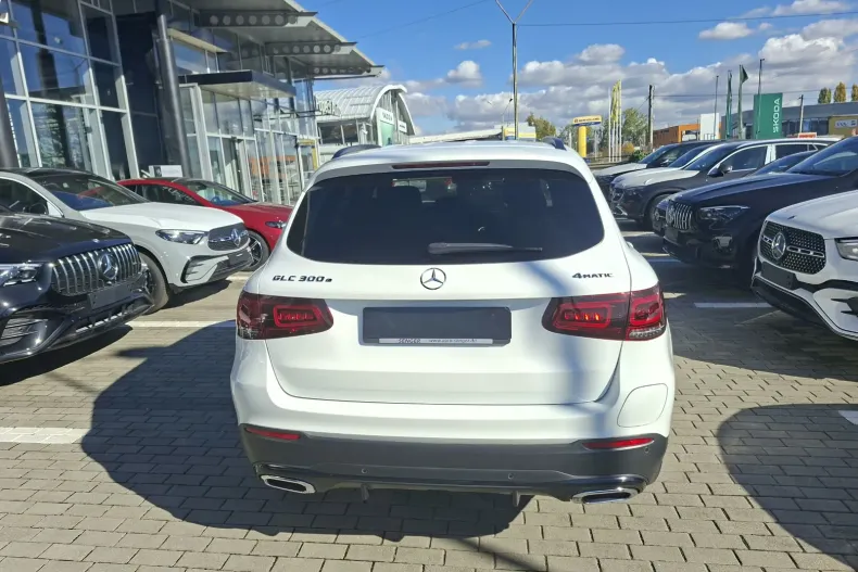 Mercedes-Benz GLC 300 (Clasa GLC) din 2021 cu 73.000 km - oferta MER265960 - foto 2