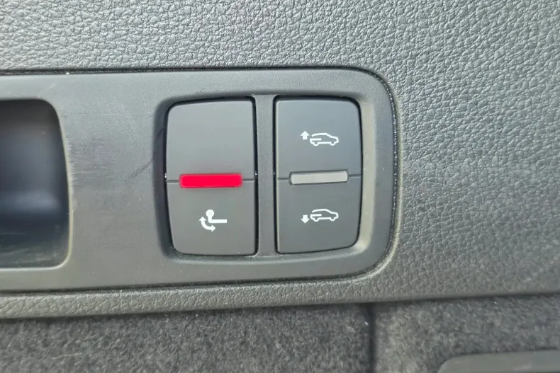 Audi Q5 din 2022 cu 108.859 km - oferta AUD265970 - foto 25