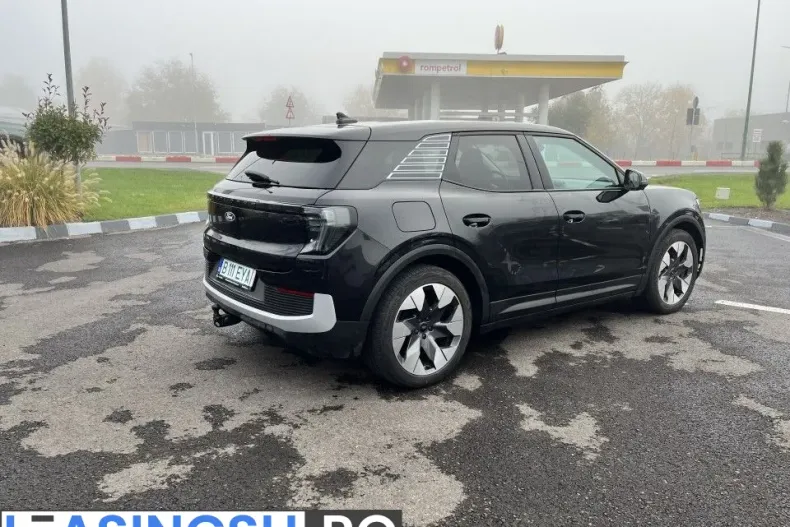 Ford Explorer din 2026 cu 7.088 km - oferta FOR265972 - foto 5