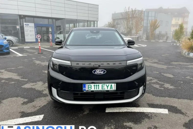 Ford Explorer din 2026 cu 7.088 km - oferta FOR265972 - foto 8