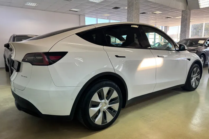 Tesla Model Y din 2022 cu 160.000 km - oferta TES265975 - foto 7