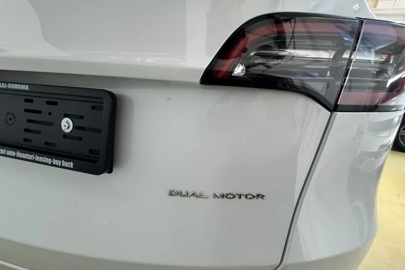 Tesla Model Y din 2022 cu 160.000 km - oferta TES265975 - foto 12
