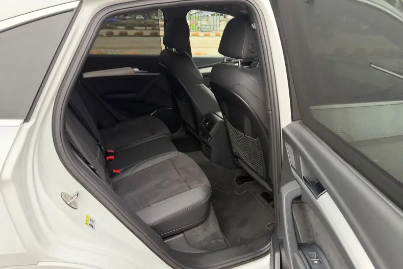 Audi Q5 din 2023 cu 179.000 km - oferta AUD265977 - foto 8
