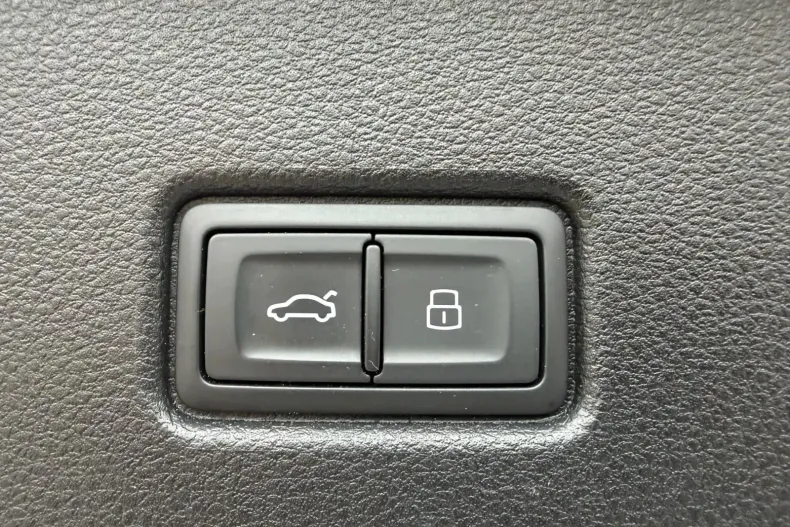 Audi Q5 din 2023 cu 179.000 km - oferta AUD265977 - foto 22