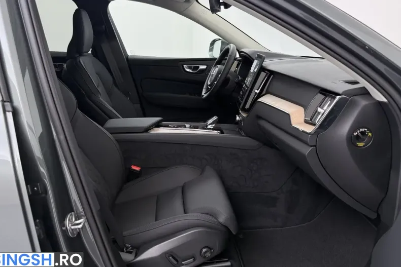 Volvo XC60 din 2026 cu 3.500 km - oferta VOL265996 - foto 14