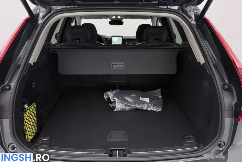 Volvo XC60 din 2026 cu 3.500 km - oferta VOL265996 - foto 19