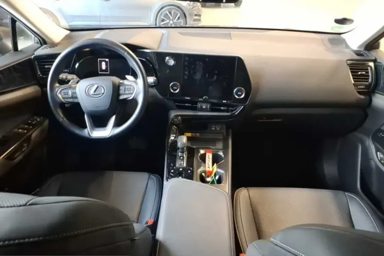 Lexus NX 350h din 2023 cu 148.036 km - oferta LEX266002 - foto 6