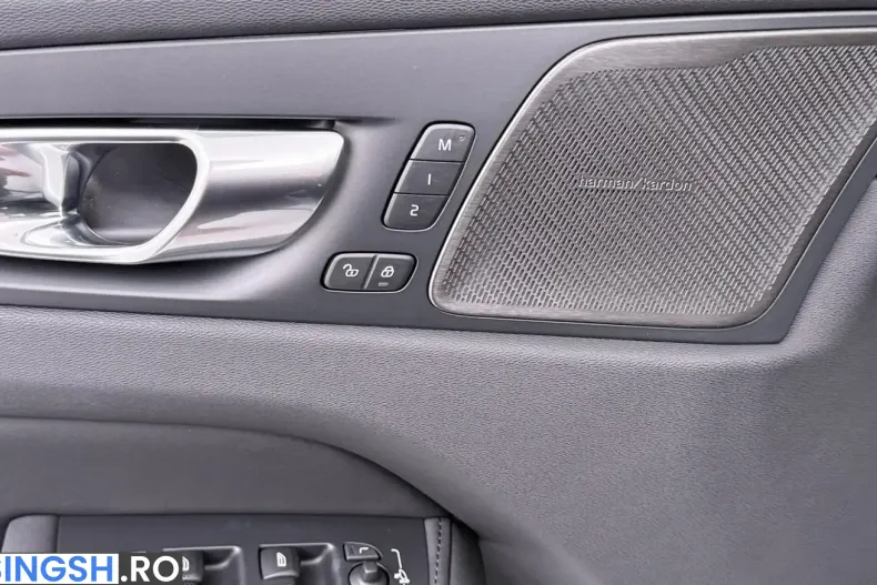 Volvo XC60 din 2026 cu 3.500 km - oferta VOL266003 - foto 8