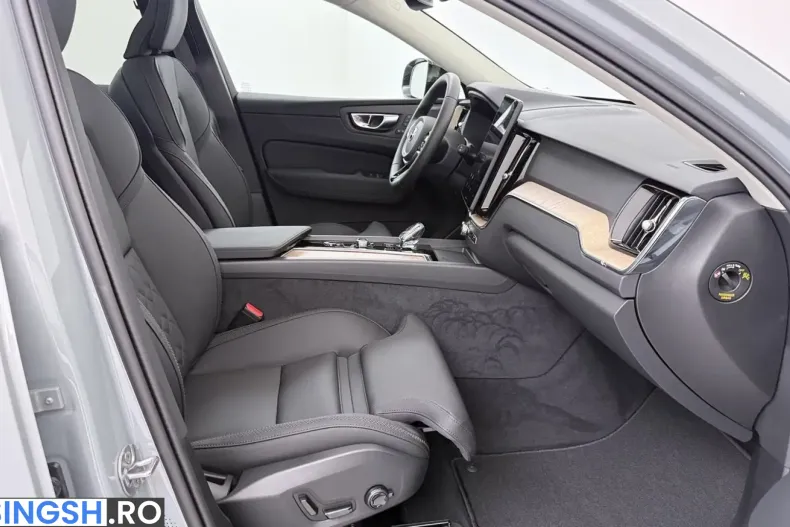 Volvo XC60 din 2026 cu 3.500 km - oferta VOL266003 - foto 18