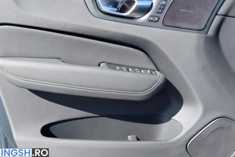 Volvo XC60 din 2026 cu 25.400 km - oferta VOL266006 - foto 14