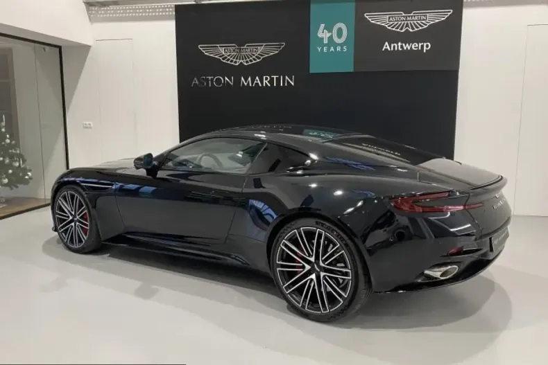 Aston Martin DB12 din 2025 cu 8.500 km - oferta AST266022 - foto 10
