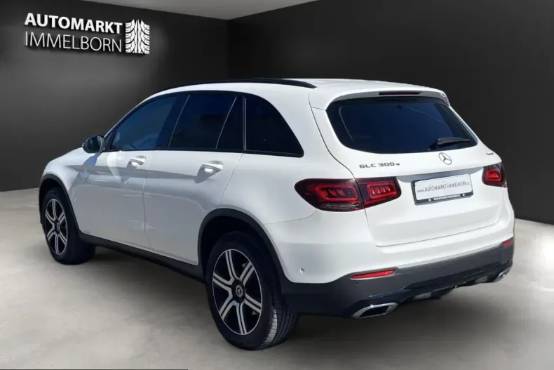 Mercedes-Benz GLC 300 (Clasa GLC) din 2022 cu 77.900 km - oferta MER266100 - foto 5