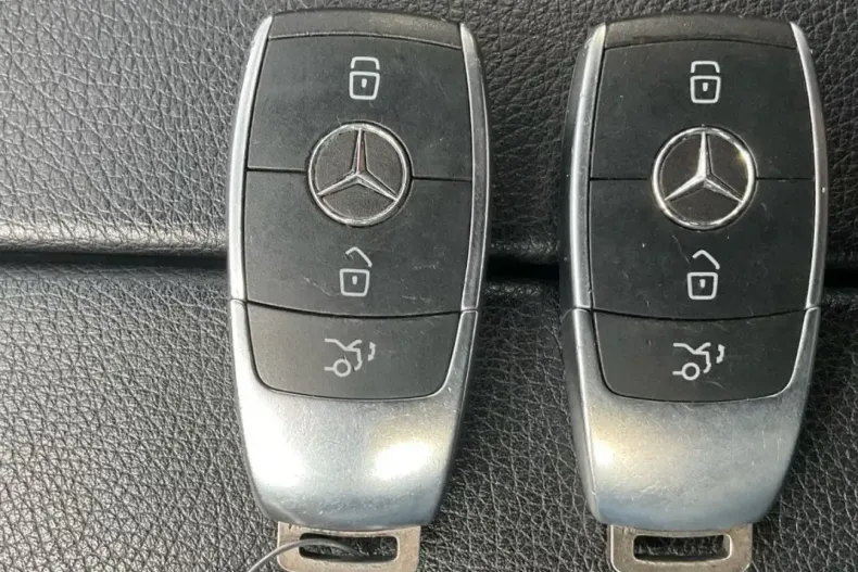 Mercedes-Benz GLC 300 (Clasa GLC) din 2022 cu 77.900 km - oferta MER266100 - foto 23