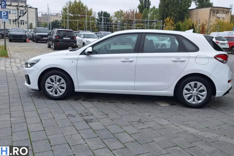 Hyundai i30 din 2022 cu 63.890 km - oferta HYU266110 - foto 7
