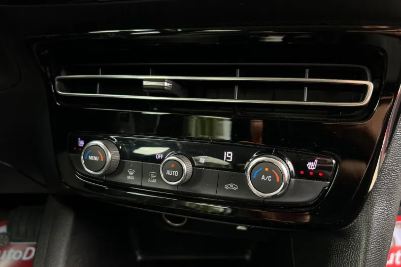 Opel Mokka din 2023 cu 125.596 km - oferta OPE266152 - foto 14