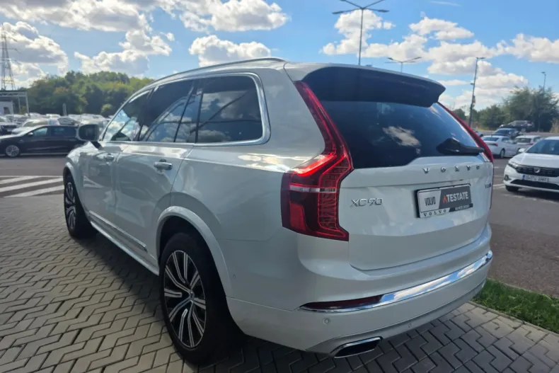 Volvo XC90 din 2020 cu 83.460 km - oferta VOL266157 - foto 8