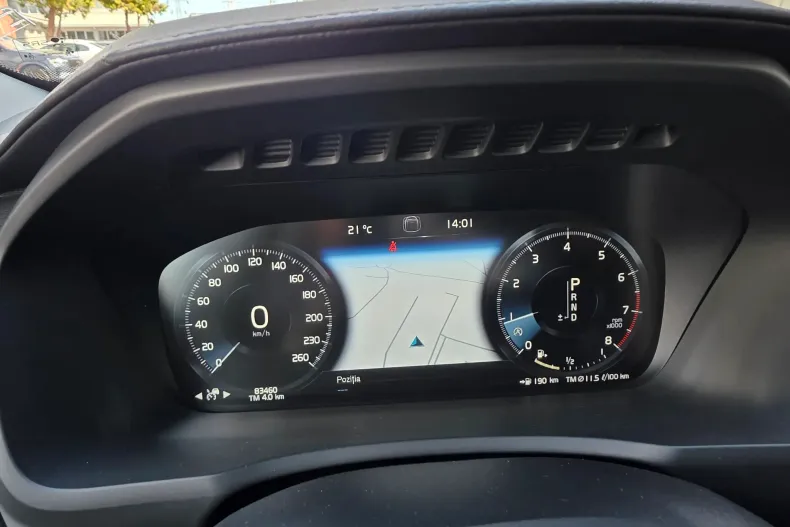Volvo XC90 din 2020 cu 83.460 km - oferta VOL266157 - foto 16
