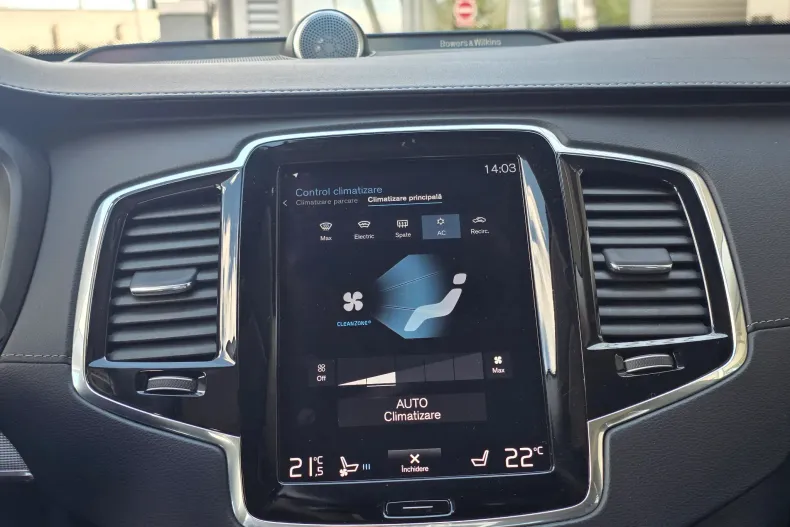 Volvo XC90 din 2020 cu 83.460 km - oferta VOL266157 - foto 27