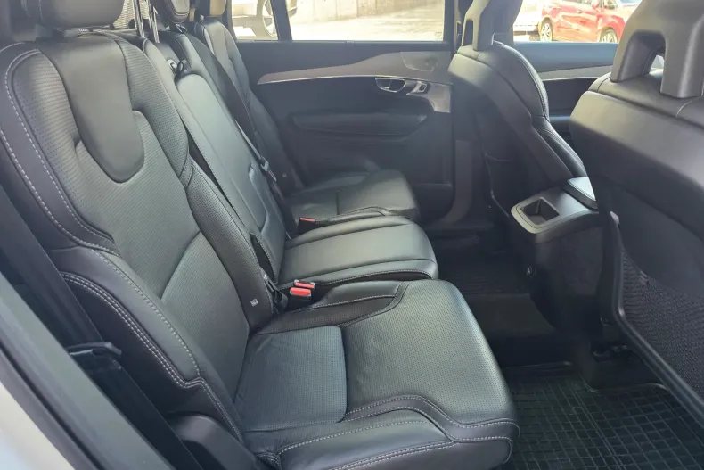 Volvo XC90 din 2020 cu 83.460 km - oferta VOL266157 - foto 36