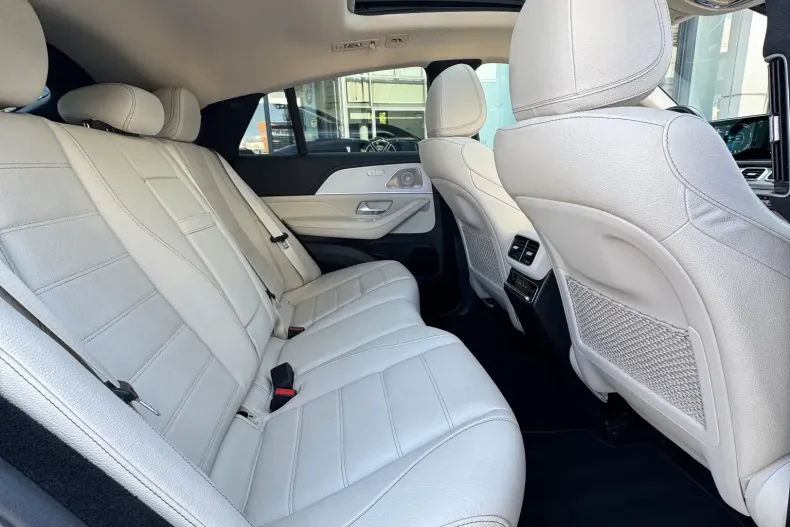 Mercedes-Benz GLE 400 (Clasa GLE) din 2022 cu 177.914 km - oferta MER266170 - foto 8