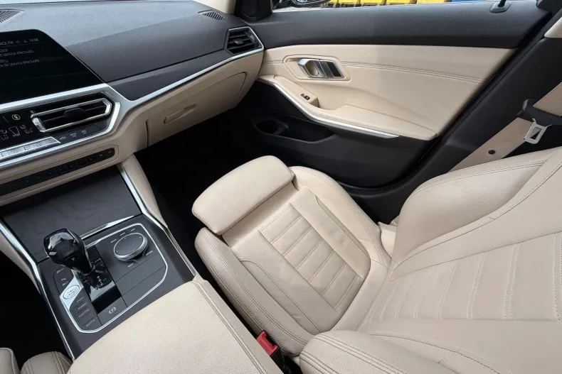 BMW 330 (Seria 3) din 2021 cu 155.871 km - oferta BMW266202 - foto 21