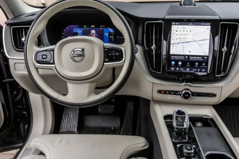 Volvo XC60 din 2023 cu 36.000 km - oferta VOL266212 - foto 13