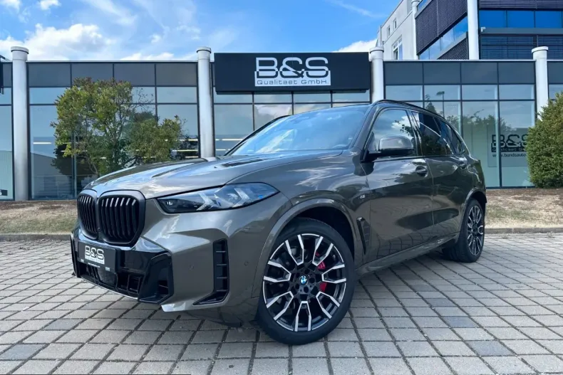 BMW X5 (Seria X) din 2026 cu 12.600 km - oferta BMW266235 - foto 1