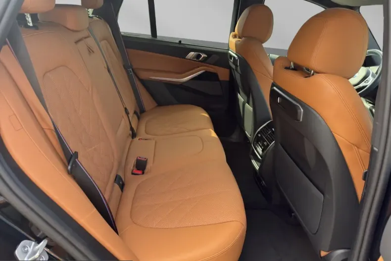 BMW X5 (Seria X) din 2025 cu 16.400 km - oferta BMW266239 - foto 14