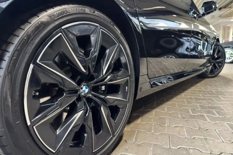 BMW 740 (Seria 7) din 2023 cu 67.860 km - oferta BMW266246 - foto 4