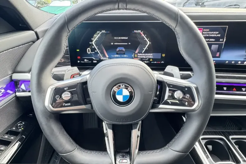 BMW 740 (Seria 7) din 2025 cu 22.721 km - oferta BMW266249 - foto 8