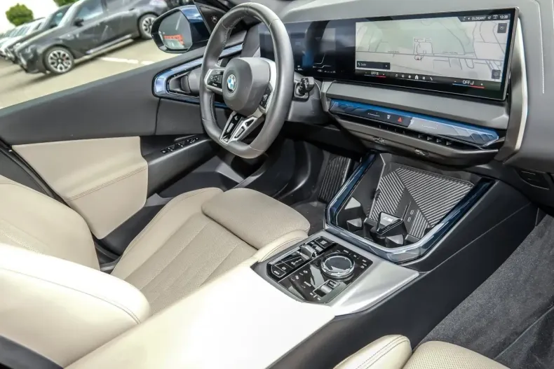 BMW X3 (Seria X) din 2025 cu 24.442 km - oferta BMW266250 - foto 15