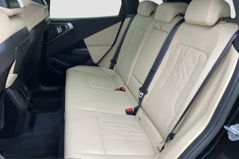 BMW X3 (Seria X) din 2026 cu 15.813 km - oferta BMW266251 - foto 7