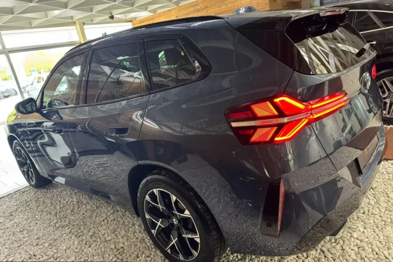 BMW X3 (Seria X) din 2025 cu 16.359 km - oferta BMW266253 - foto 4