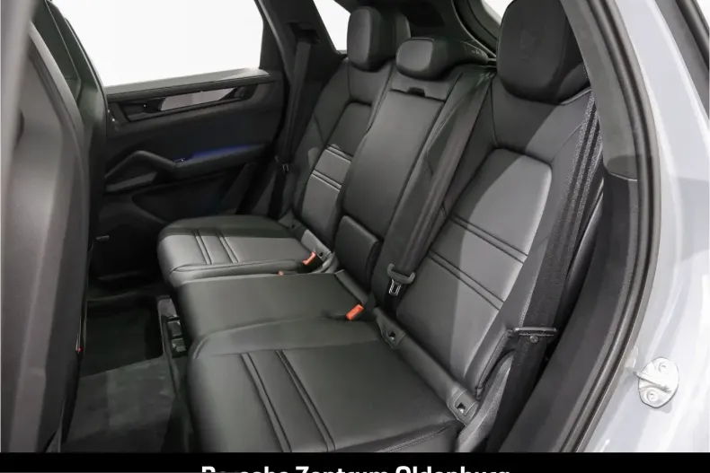 Porsche Cayenne din 2026 cu 27.900 km - oferta POR266256 - foto 19