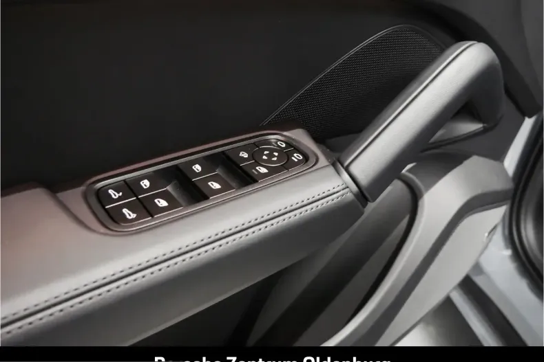 Porsche Cayenne din 2026 cu 27.900 km - oferta POR266256 - foto 35