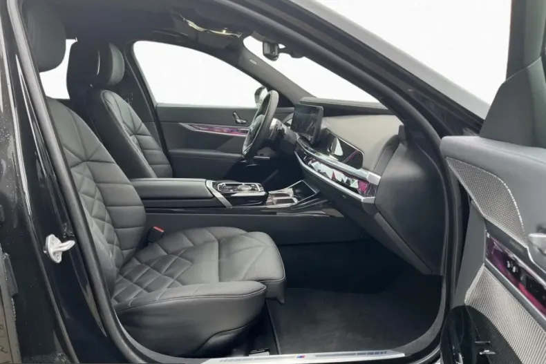 BMW 740 (Seria 7) din 2025 cu 5.990 km - oferta BMW266258 - foto 24