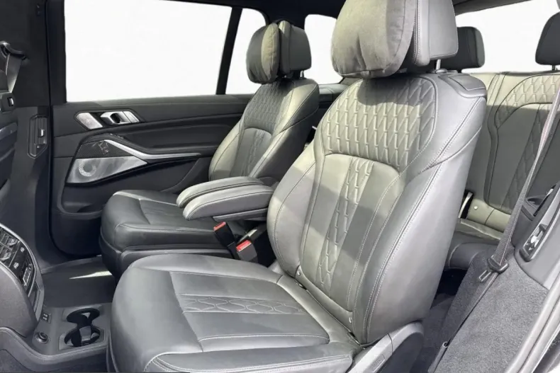 BMW X7 (Seria X) din 2023 cu 82.433 km - oferta BMW266259 - foto 15