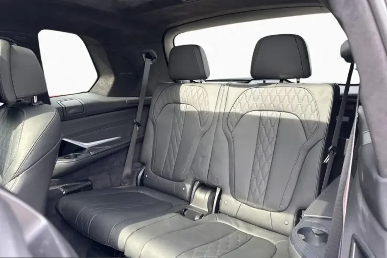 BMW X7 (Seria X) din 2023 cu 82.433 km - oferta BMW266259 - foto 16