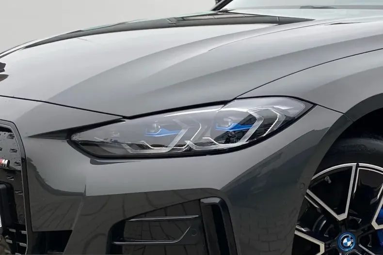 BMW i4 (Seria 4) din 2023 cu 47.900 km - oferta BMW266260 - foto 5