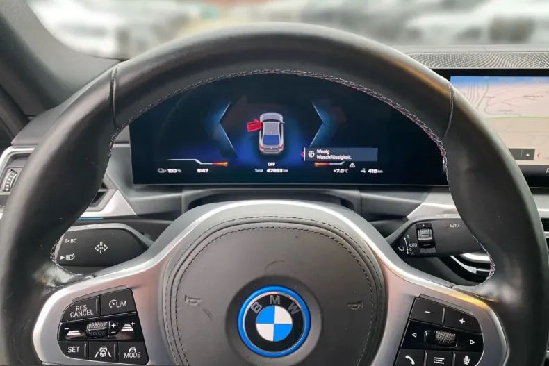 BMW i4 (Seria 4) din 2023 cu 47.900 km - oferta BMW266260 - foto 8