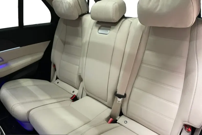 Mercedes-Benz GLE 350 (Clasa GLE) din 2025 cu 7.692 km - oferta MER266264 - foto 9
