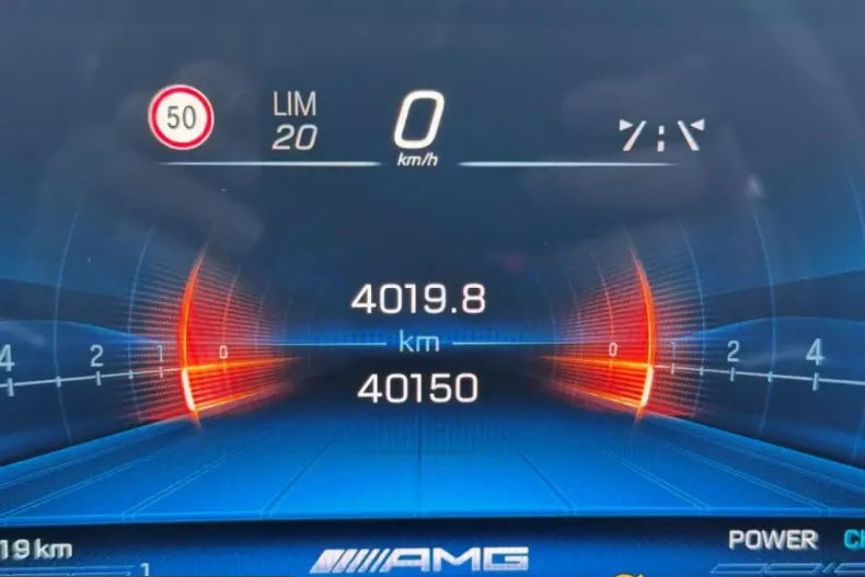 Mercedes-Benz GLE 63 AMG (Clasa GLE) din 2024 cu 39.500 km - oferta MER266265 - foto 11